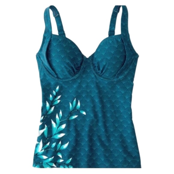 Title Nine NWT Bodacious Tankini Swim
Top Turquoise Floral Detail Blue 32D Beach - Picture 1 of 8